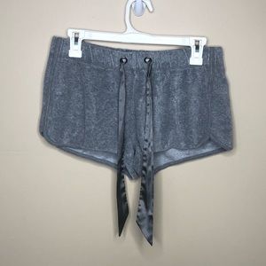 Green Tea small grey shorts silk ribbon tie